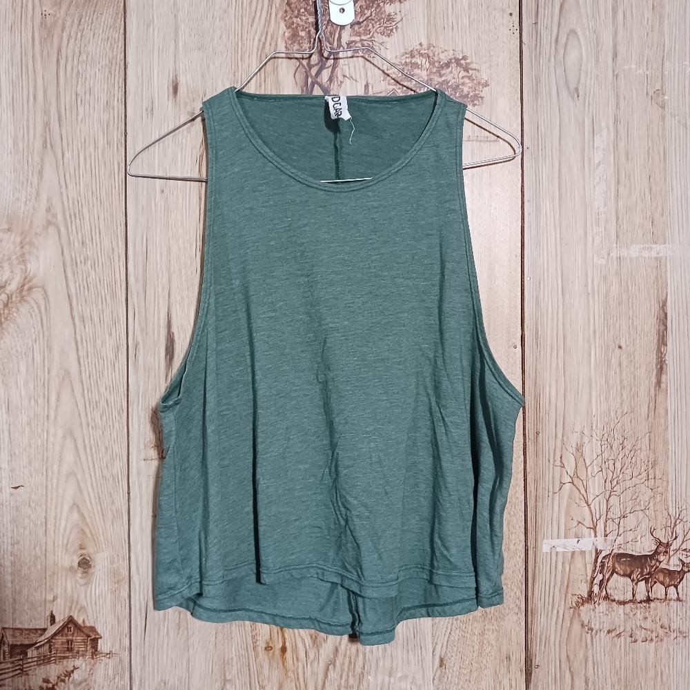 EDGAR Sustainable Organic Cotton and Recycled Plastic Muscle Tank Top